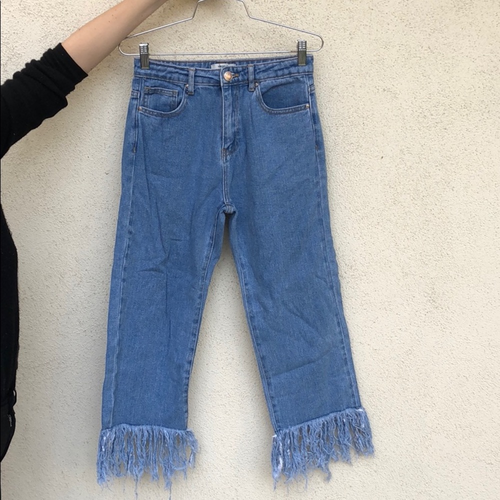 Fringe bottom cropped denim size 27